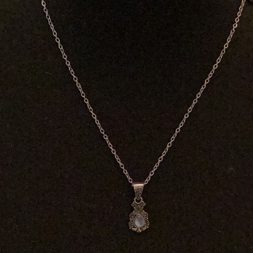 🦋New Gorgeous Stone Pendant Necklace Sparkles & Shines So Much FUN to Wear 🦋 - Picture 10 of 10